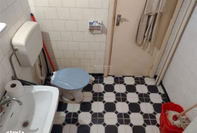 Apartament cu 3 camere semidecomandat, mobilat în Central - 3