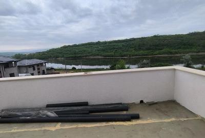 Casă cu Teren 445 Mp în Valea Adâncă - 2