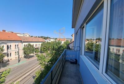 Apartament cu 2 camere semidecomandat, mobilat în Central - 2