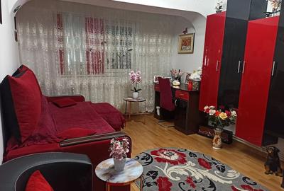 Garsonieră decomandată în Central - 7