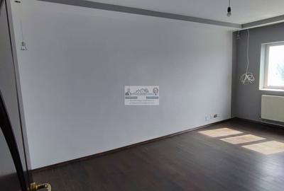 Apartament cu 3 camere decomandat în Central - 6