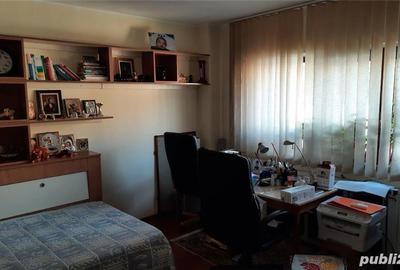 Casă cu 14 camere cu Teren 758 Mp în Obor - 1