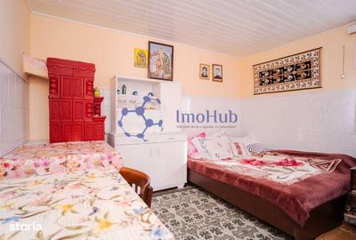 Casă cu 6 camere cu Teren 2223 Mp în Voinești - 4