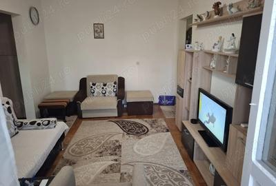 Ap decent 2 cam etaj 1 cu termoteca Vlaicu zona Poetului Ap decent 2 cam etaj 1 cu termoteca Vlaicu zona Poetului - 2