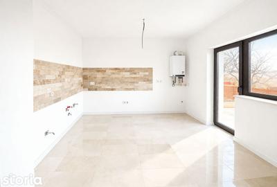 Casă cu 5 camere cu Teren 600 Mp în Tomești - 6