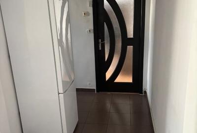 APARTAMENT DE VÂNZARE - 2