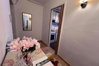 Apartament cu 3 camere semidecomandat în Central - 11