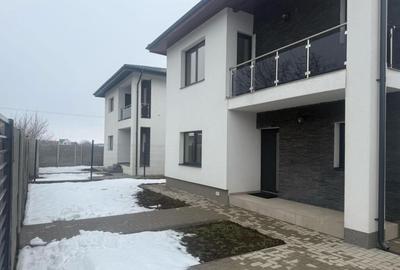 Spre vanzare casa individuala, Comuna Berceni, 4 camere - 14