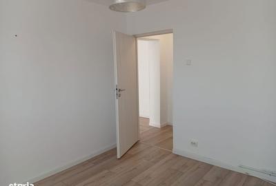 Apartament cu 3 camere semidecomandat în Central - 3