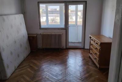 Garsonieră decomandată în Valenta - 5