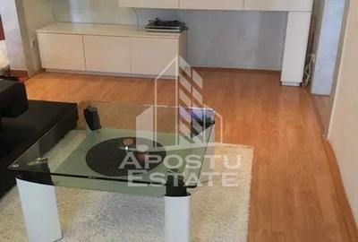 Apartament 3 camere, centrala proprie, etaj 2 , Calea Aradului - 1