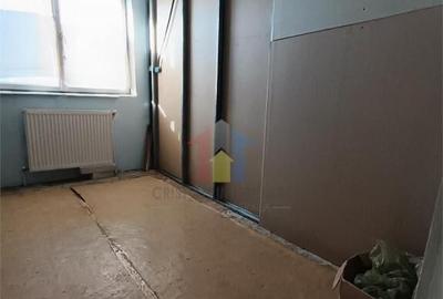 SUPER PRET! Ap 3 camere, Decomandat, zona Vidin Etaj 4/5, 70 - 11