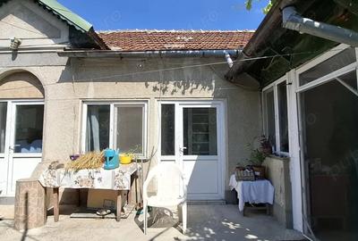 Casă cu 4 camere cu Teren 300 Mp în Brătianu - 15