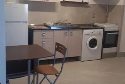 Apartament cu 2 camere semidecomandat, mobilat în Iris