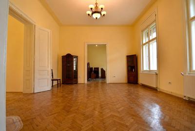Spațiu comercial, de 107 mp, în Regina Elisabeta - 2