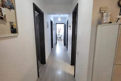Apartament cu 3 camere decomandat în Central - 1