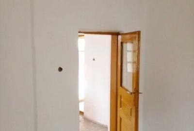 Proprietar casa in comuna Manesti, sat Coada Izvorului, Prahova - 6
