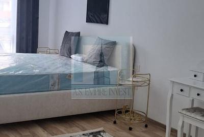 Apartament cu 3 camere decomandat în Tractorul - 8