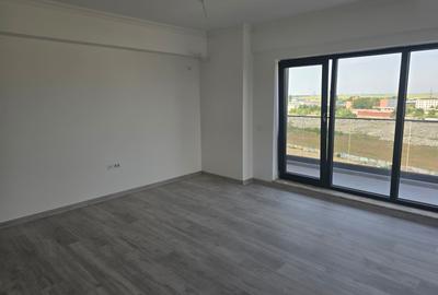Apartament cu 3 camere decomandat în Energia - 3
