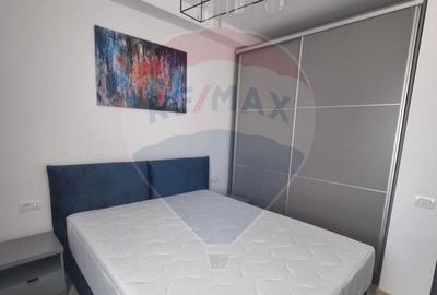 Apartament cu 3 camere de inchiriat in zona Km 5 - 2