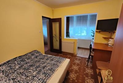 De închiriat apartament cu 2 camere Velența, strada Războieni, etajul2 - 1