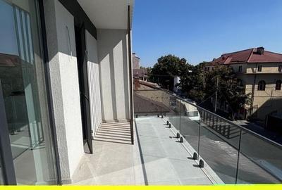 Vila de inchiriere, 6 camere // Zona Tei - 13