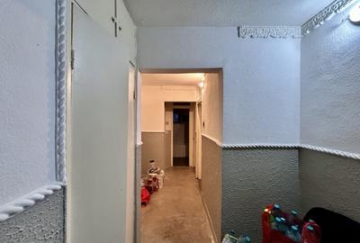 Apartament cu 3 camere decomandat în 9 Mai - 5