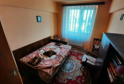 Apartament 3 camere de vânzare – Drumul Taberei, cu centrala termica ! - 10