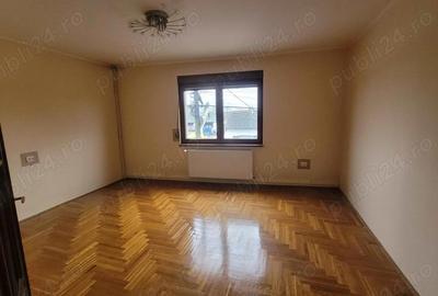 Casă cu 6 camere cu Teren 2001 Mp în Central - 18