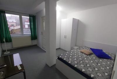 Garsonieră decomandată în Foișorul de Foc - 9