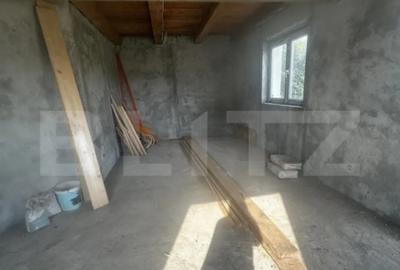 Casă cu 4 camere cu Teren 865 Mp în Păulești - 6