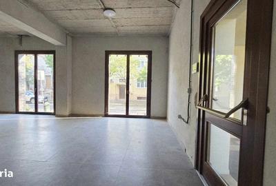 Spațiu comercial, de 102 mp, în Orașul Nou - 5