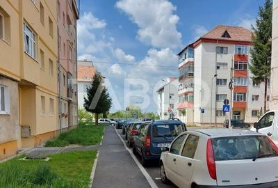 Apartament de inchiriat 3 camere decomandate parter zona Strand Sibiu - 8