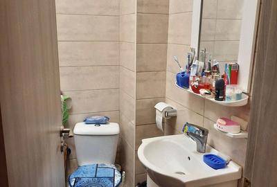 Apartament cu 3 camere decomandat în Roșu - 5