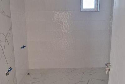 Casă individuală cu 4 camere cu Canalizare în Lumina - 9