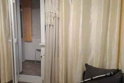 Apartament de vanzare - 4