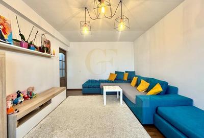 Apartament cu 3 camere decomandat, mobilat în Nicolina