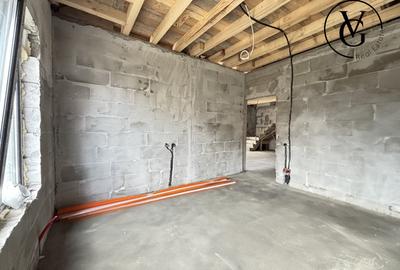 Casă individuală cu 5 camere cu Canalizare în Lumina - 6