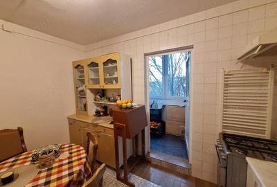 Apartament cu 2 camere decomandat, mobilat în Torontalului - 13