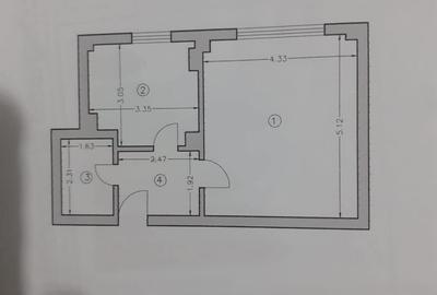 Garsonieră decomandată în Central