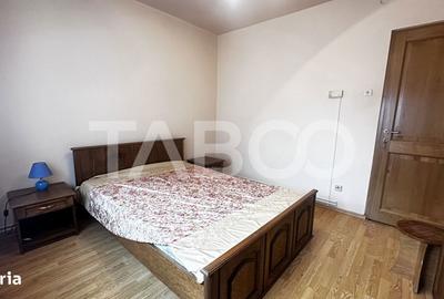 Apartament cu 4 camere decomandat, mobilat în Vasile Aaron - 7