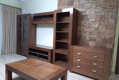 Apartament cu 2 camere semidecomandat, mobilat în Central
