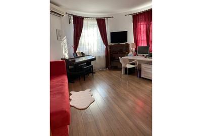 REV2004844 Vila l Bucurestii Noi l Langa Parc Bazilescu - 11