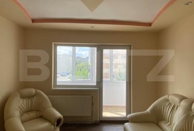 Apartament de 3 camere, 2 bai si balcon inchis, etaj intermediar - 4