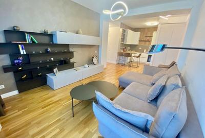 Apartament cu 3 camere decomandat, mobilat în Calea Victoriei
