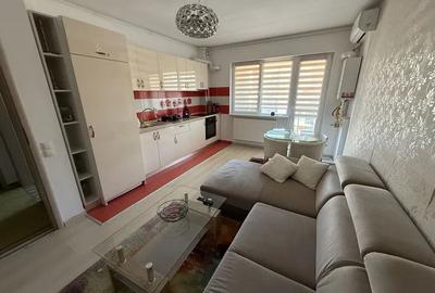 Apartament cu 2 camere semidecomandat în Păcii