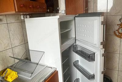 Garsoniera Titan, 3 min metrou,langa Mega Image - 1