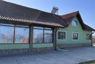 Casă cu 4 camere în Central - 8
