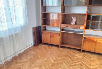 Vand sau inchiriez apartament 4 camere in Deva, Pieta Centrala, et. 3 - 3