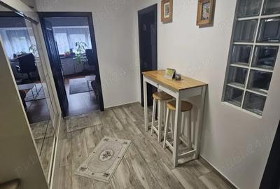 Apartament cu doua camere de inchiriat in zona liceului electrocontact ,scoala nr7 - 5